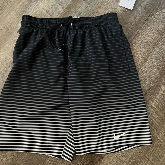 Nike 9" Stripe Breaker Swim Trunks- Size Small - Picture 2 of 6